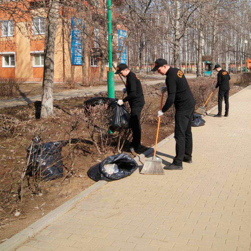 Уборка территории  в Покачи